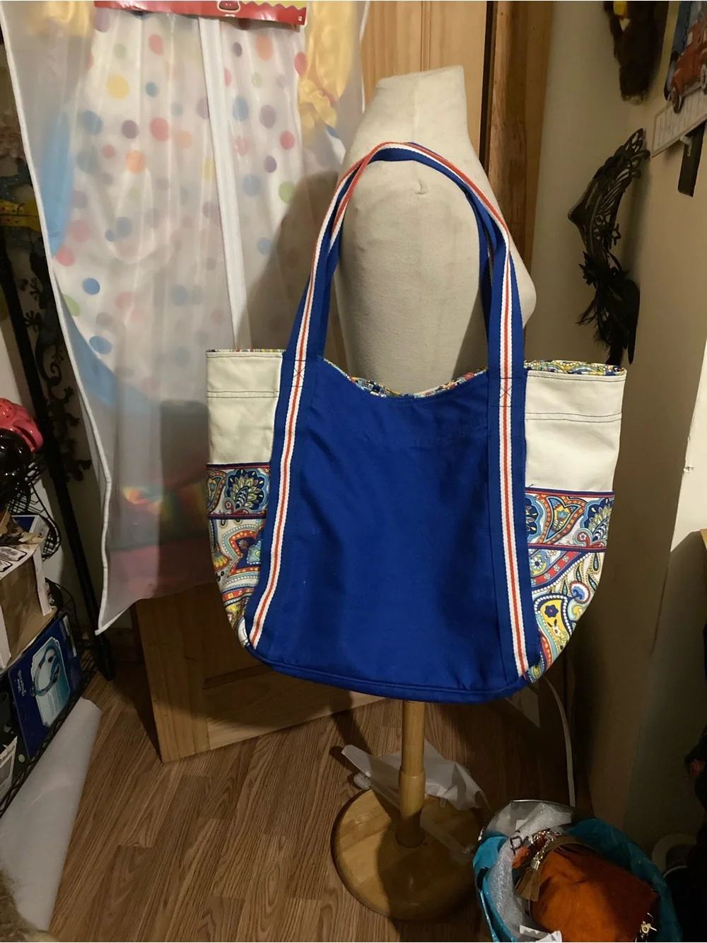 Vera Bradley extra large tote